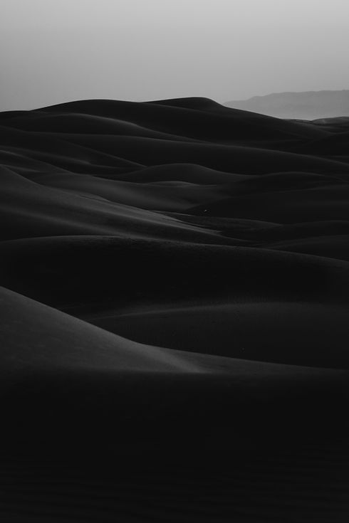 Desert in Dark